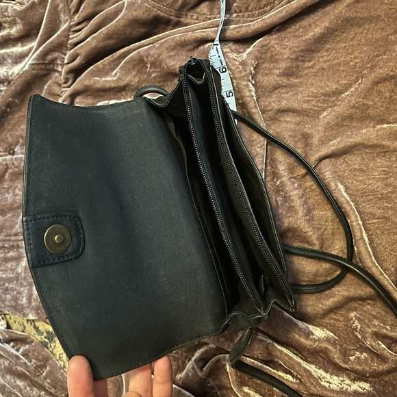 90s Fossil Black Pebbled Leather Crossbody Bag - Picture 5 of 8